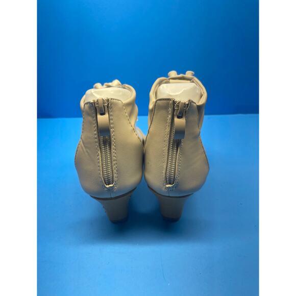 PATRIZIA Spring Step Harlequin Beige Wedge Sandals Shoes Size 7 Flowers T-Strap - Picture 5 of 12